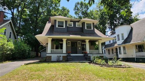 3174 Oak Rd, Cleveland Heights, OH, 44118-1826 | Card Image
