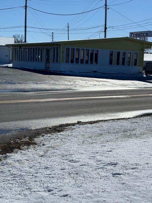 659 W Huntington St, Montpelier, IN, 47359-1285 | Card Image