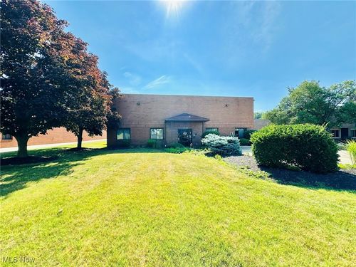 7809 First Pl, Oakwood Village, OH, 44146-6707 | Card Image