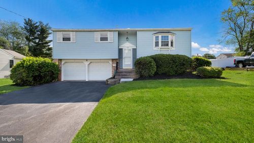 949 Marshall Dr, WARMINSTER, PA, 18974-1809 | Card Image