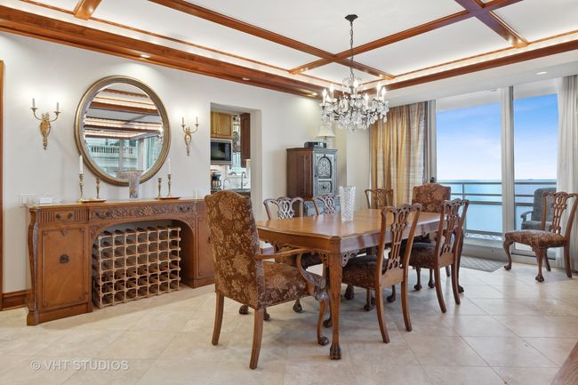 APT-5A - 1300 N Lake Shore Dr, Condo with 3 bedrooms, 3 bathrooms and 2 parking in CHICAGO IL | Image 4