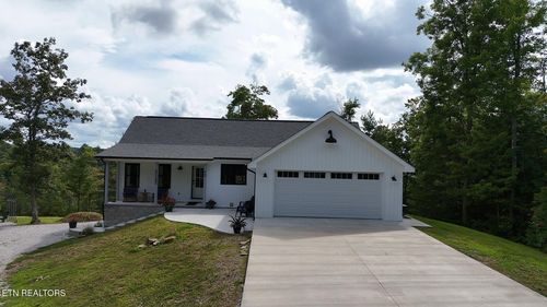 447 John J Smith Rd, Oneida, TN, 37841-7106 | Card Image