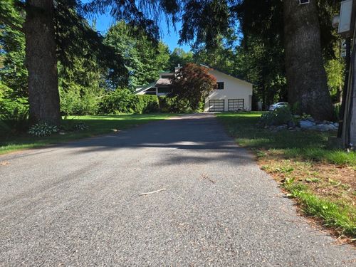 19025 84 Ave, Surrey, BC, V4N6B3 | Card Image