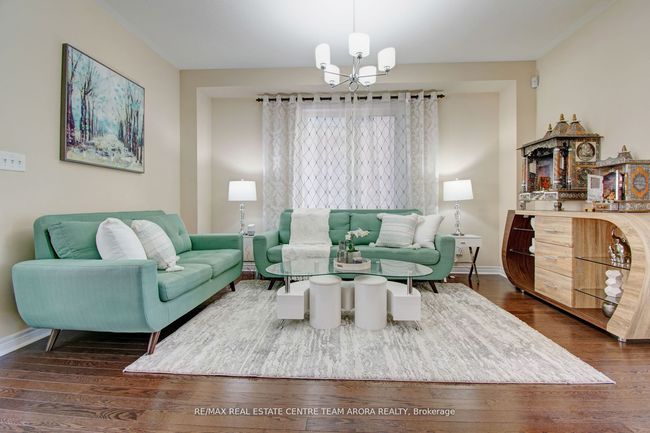 18 Fulmer Rd, House other with 6 bedrooms, 5 bathrooms and 5 parking in Brampton ON | Image 4