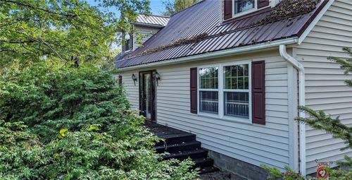 7170 Old Town Rd, Mount Perry, OH, 43760-9634 | Card Image