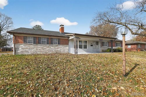 101 Sheffield Dr, Belleville, IL, 62223-2631 | Card Image