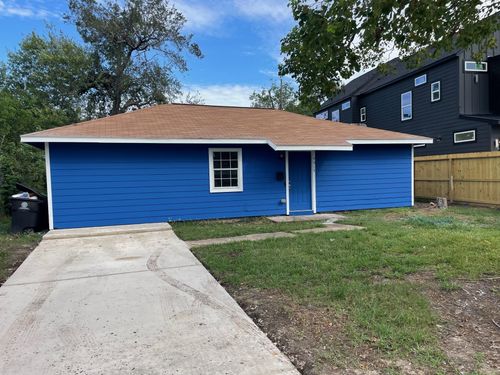 4913 Chennault Rd, Houston, TX, 77033-2624 | Card Image