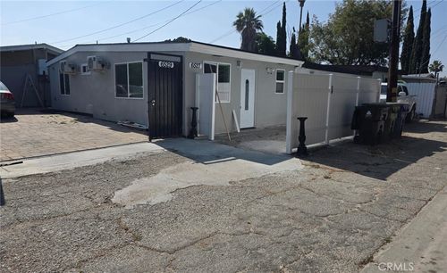 6527 Tampa Avenue, Reseda, CA, 91335 | Card Image