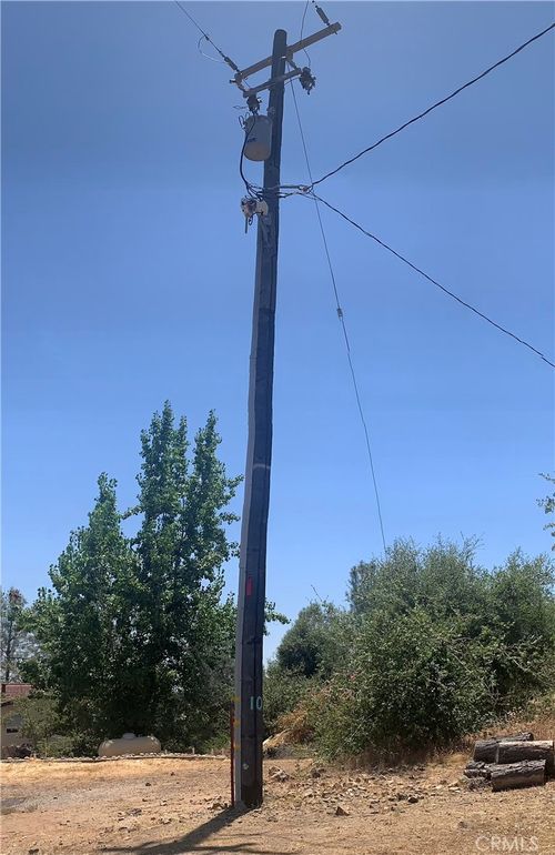 17 Pine Tree Ln, North Fork, CA, 93643 | Card Image