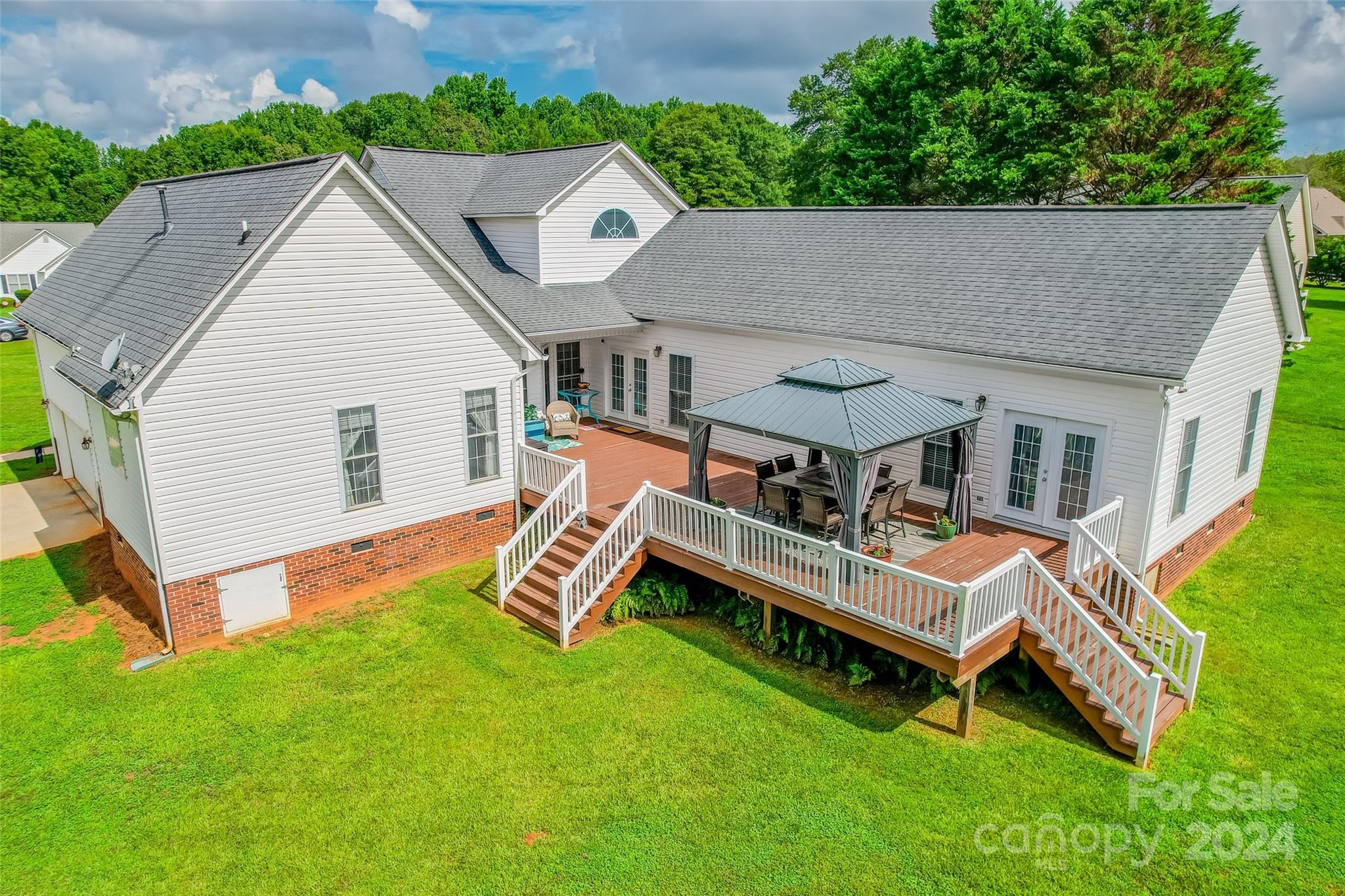 Willow Landing Dr, York, SC 29745