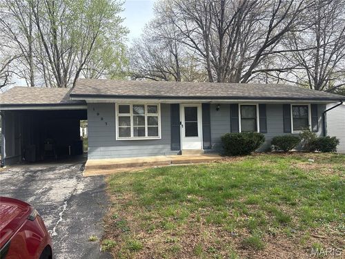 1927 Hudson Road, St Louis, MO, 63136 | Card Image