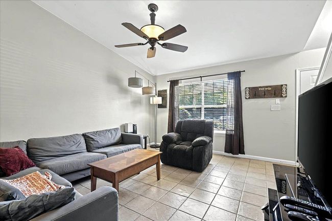 APT-12 - 2525 Hartsfield Rd, Condo with 3 bedrooms, 3 bathrooms and null parking in Tallahassee FL | Image 4