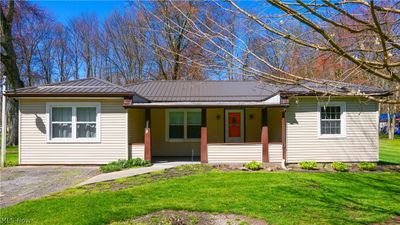 10195 Silica Sand Road, House other with 3 bedrooms, 1 bathrooms and null parking in Garrettsville OH | Image 2