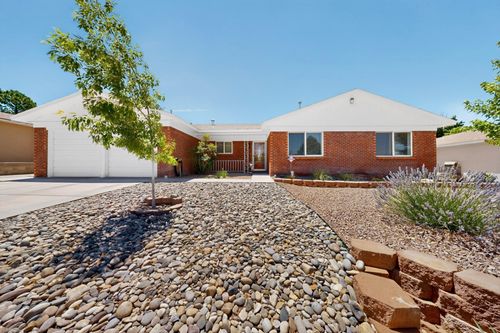 11420 Manitoba Dr Ne, Albuquerque, NM, 87111-2643 | Card Image