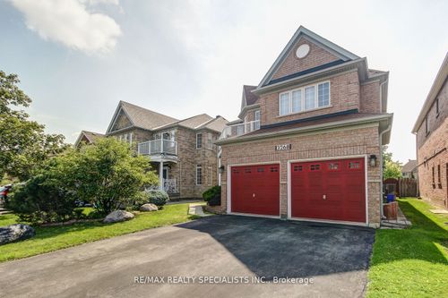 lower-3268 Topeka Dr, Mississauga, ON, L5M7V1 | Card Image