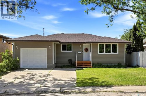 39 Bothwell Cres, Regina, SK, S4R5Y7 | Card Image