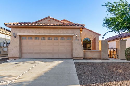 26189 W Runion Dr, Buckeye, AZ, 85396-7284 | Card Image