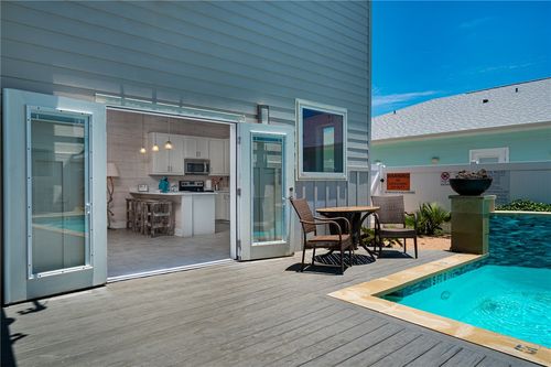102-2821 S Eleventh St Street, Port Aransas, TX, 78373 | Card Image