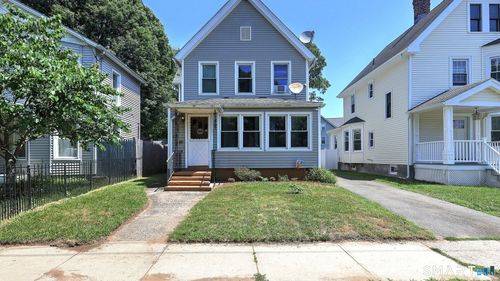 235 Union Ave, West Haven, CT, 06516-4526 | Card Image