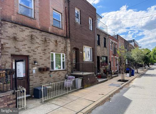 910 Mountain St, PHILADELPHIA, PA, 19148-1118 | Card Image
