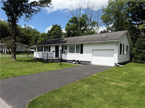 10 Flynn Street, Walton, NY, 13856 | Card Image