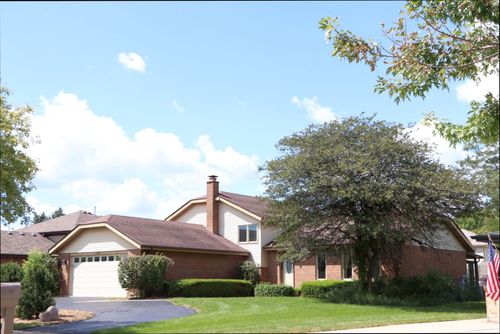 15324 Regent Dr, Orland Park, IL, 60462-3836 | Card Image