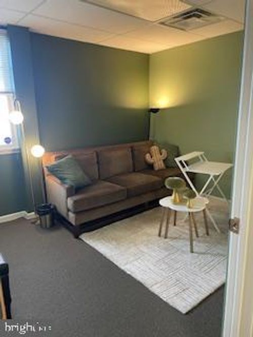 ste-214-770 Newtown Yardley Rd, NEWTOWN, PA, 18940-4501 | Card Image