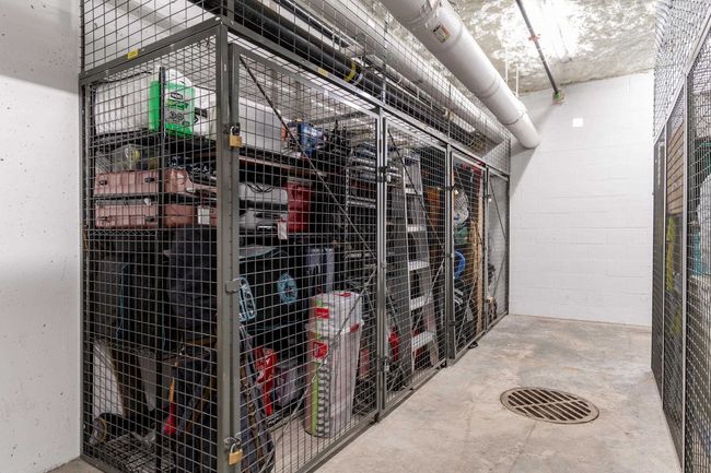 View of parking garage #17 | Image 29