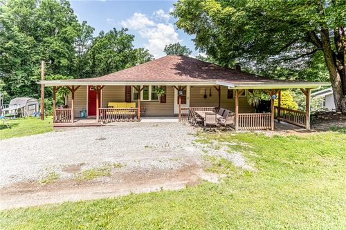 132 Spaugy Hollow Rd, Connellsville, PA, 15425-6518 | Card Image
