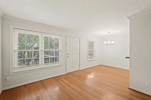 apt-108-3224 Timmons Ln, Houston, TX, 77027-5942 | Card Image