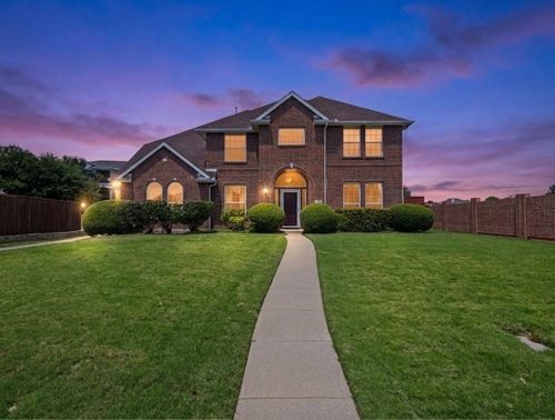1368 Winnipeg Dr, Lewisville, TX, 75077-2980 | Card Image