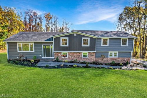 12005 Auburn Rd, Chardon, OH, 44024-9400 | Card Image