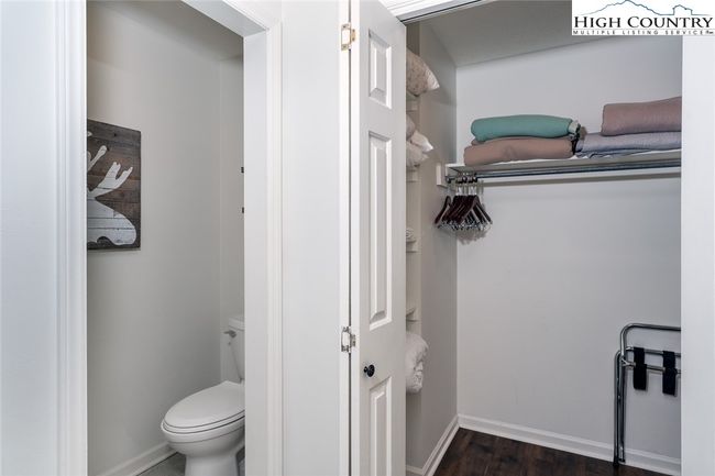ROBIN-2 - 934 Chetola Lake Drive, Condo with 2 bedrooms, 2 bathrooms and null parking in Blowing Rock NC | Image 23
