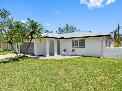 5731 Denver St Ne, ST PETERSBURG, FL, 33703-1853 | Card Image