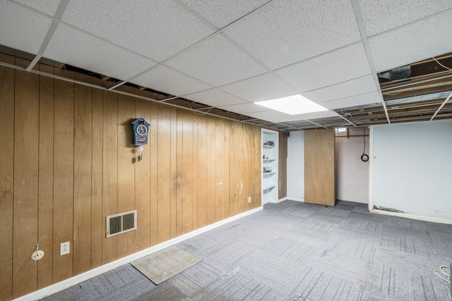 18458 Middlesex Ave, House other with 3 bedrooms, 2 bathrooms and null parking in Lathrup Village MI | Image 34
