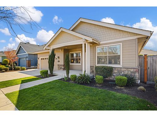 839 Lupine St, Springfield, OR, 97477-3667 | Card Image