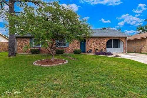 2518 Conrad St, Bossier City, LA, 71111-5926 | Card Image