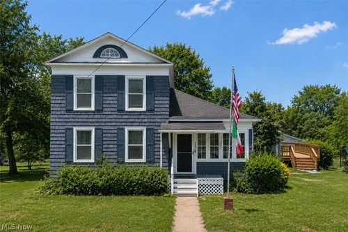 258 W Main St, Madison, OH, 44057-3130 | Card Image