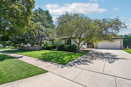 815 S Salem Ave, Arlington Heights, IL, 60005-2343 | Card Image