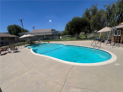 150 E Lakeshore Dr, Lake Elsinore, CA, 92530-4201 | Card Image