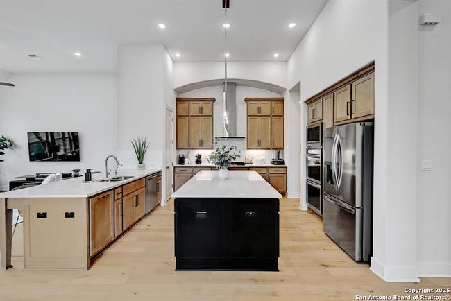 422 Quiet Oak Rd, House other with 4 bedrooms, 5 bathrooms and null parking in San Marcos TX | Image 15