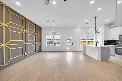 a-4902 Higgins St, Houston, TX, 77033-4114 | Card Image