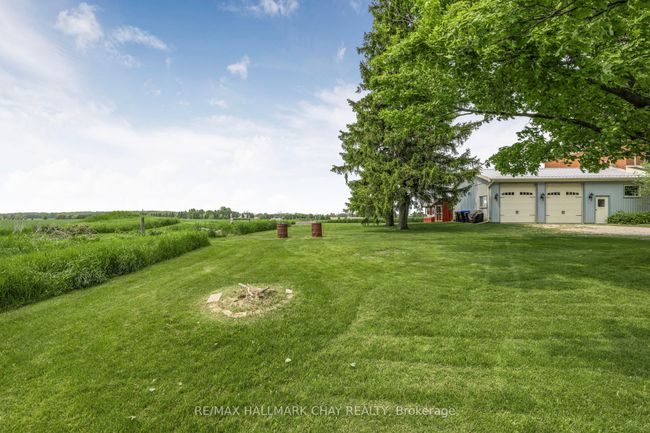 4735 20 Th Sideroad, House other with 4 bedrooms, 3 bathrooms and 4 parking in Thornton ON | Image 4