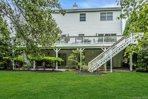 106 Fairway View Dr, Commack, NY, 11725-4454 | Card Image