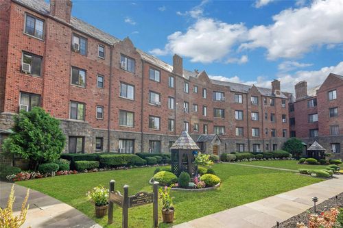 1a-914 Wynnewood Rd, Pelham, NY, 10803-3038 | Card Image