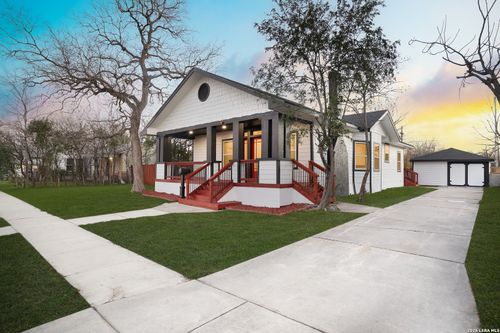 1222 Hays St, San Antonio, TX, 78202-2015 | Card Image