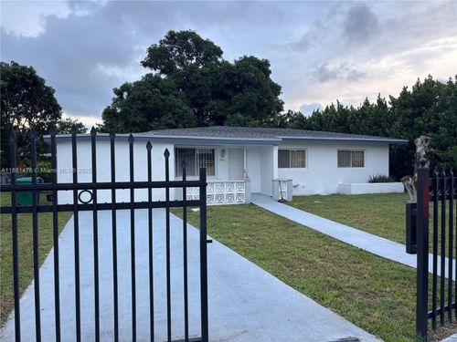 13041 Nw 17th Ct, Miami, FL, 33167-1500 | Card Image