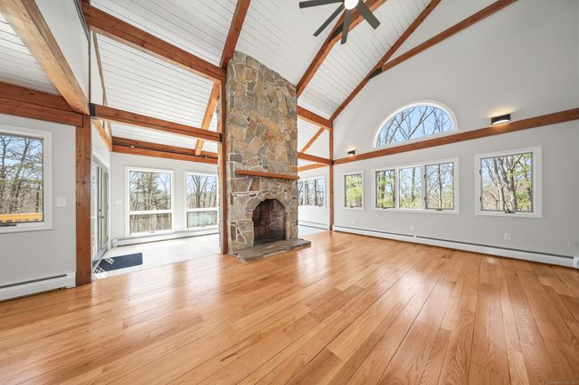 254 Wright Rd, House other with 3 bedrooms, 2 bathrooms and 12 parking in Collinsville CT | Image 9