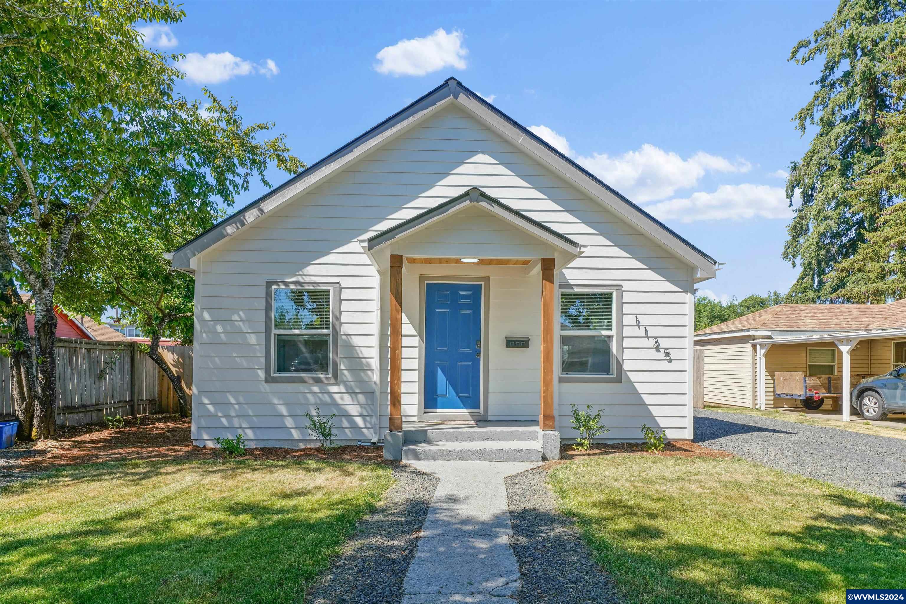 Lewis St, Salem, OR 97302