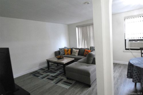 apt-b2-106 Richbell Rd, Mamaroneck, NY, 10543-3208 | Card Image